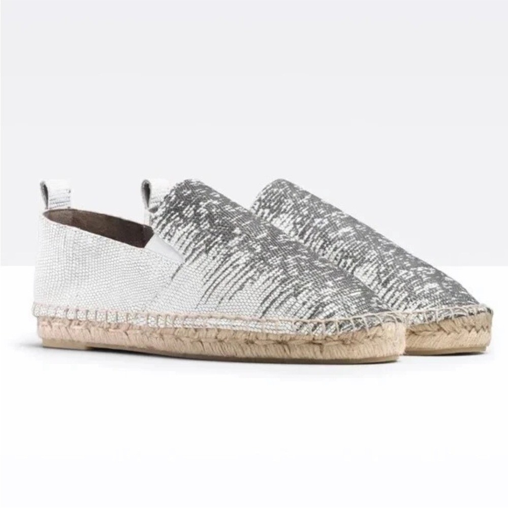 Vince Espadrille Flats Women 10 Grey White Snakeskin Embossed Leather Slip On